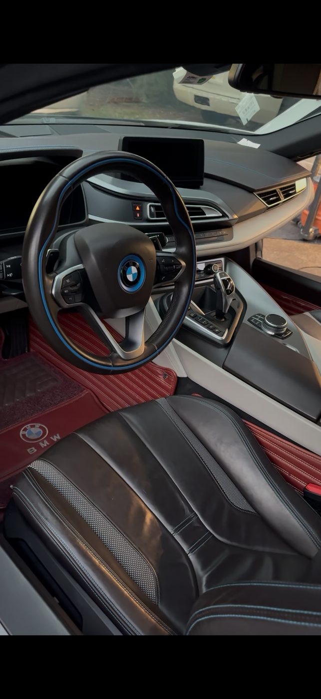 BMW i8 cockpit and dashboard close-up